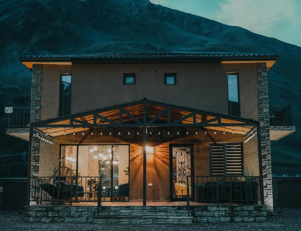 Holiday Home Kazbegi Luaran gambar
